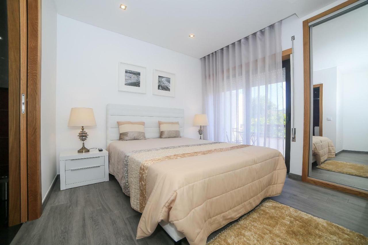Genny'S Place Nazare Bagian luar foto